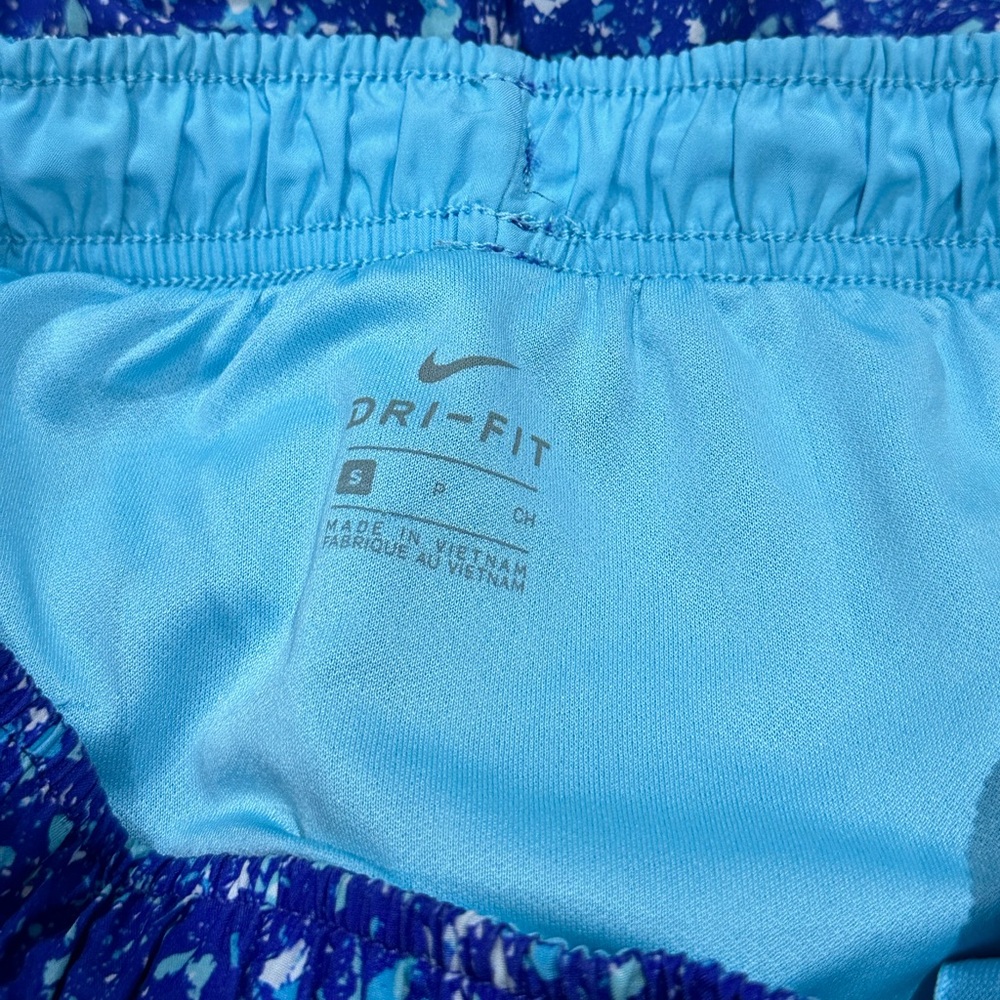 Women’s Nike Running Shorts - Picture 3 of 3